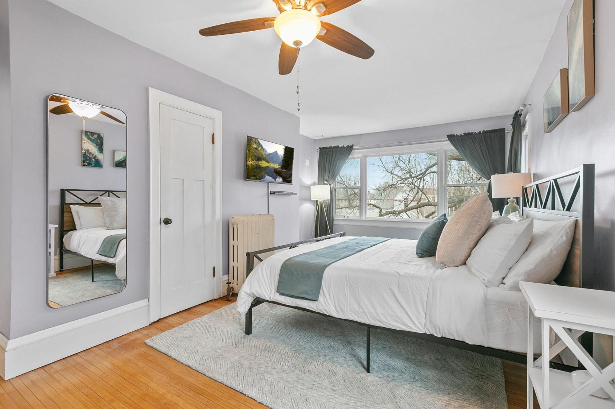 Lyndale Pleasant Getaway Holiday home Minneapolis